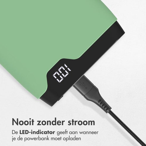 imoshion® Powerbank 10000 mAh - Schnellladegerät 18W - USB C & USB A - Geeignet für Apple iPhone und Samsung, u.a. - Grün - 0ca5150913fb884f9cc472fa97fd8543dc2b2051_Enriched_product_image_f7152675-b1e4-442f-9108-342a3739aa9a