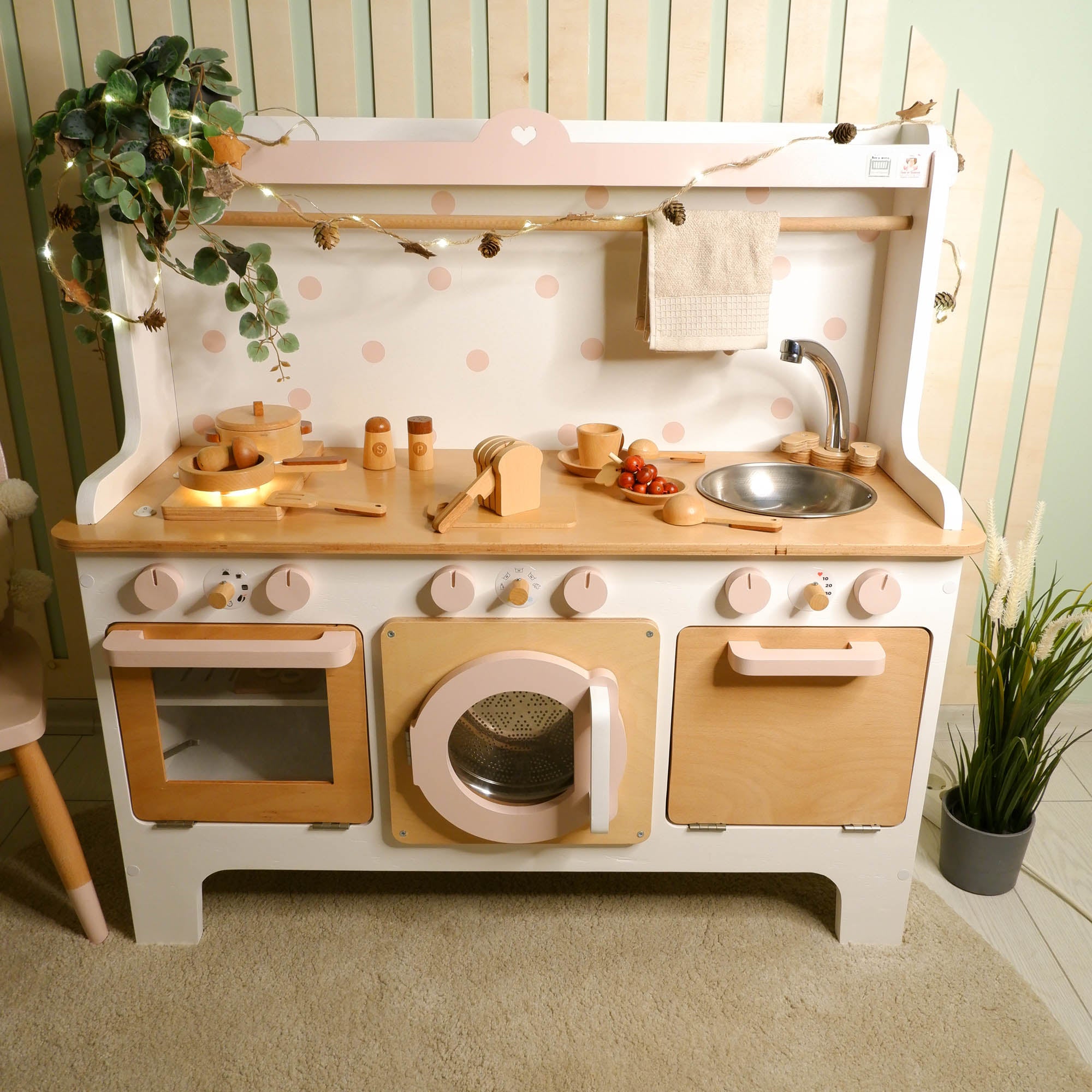 treehaus wooden play kitchen