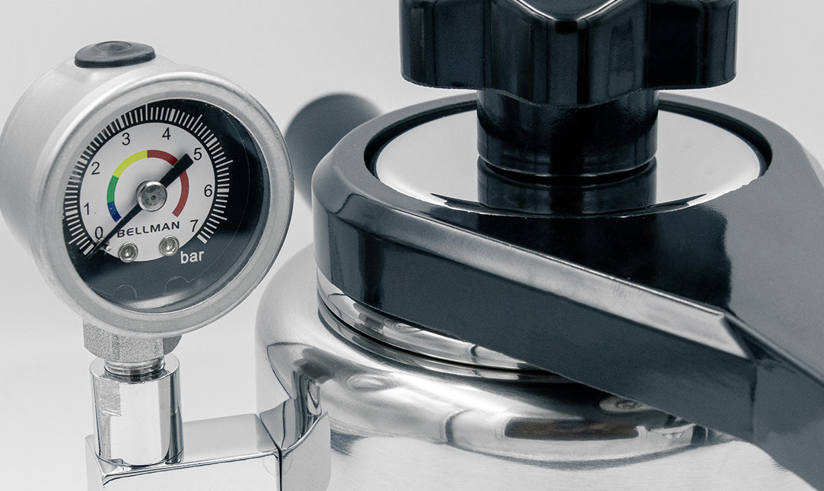 pressure gauge on cx 25p espresso maker