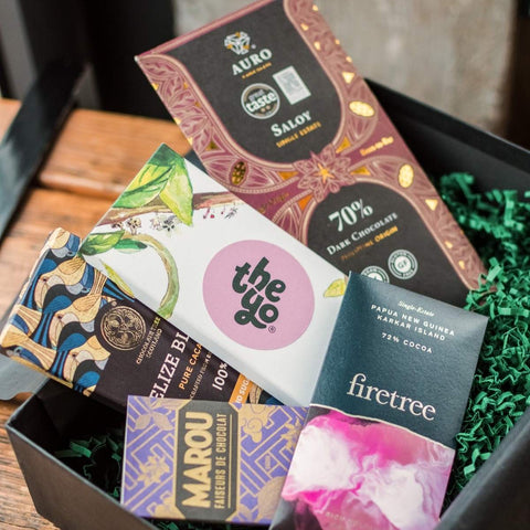 Tasting box for a virtual chocolate tasting