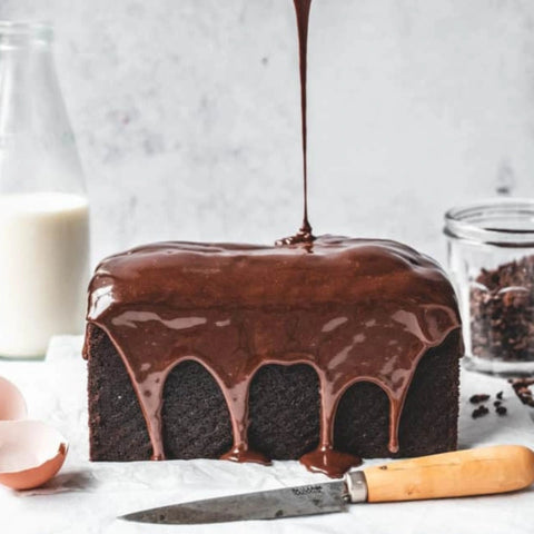 Chocolate espresso cake with chocolate sauce