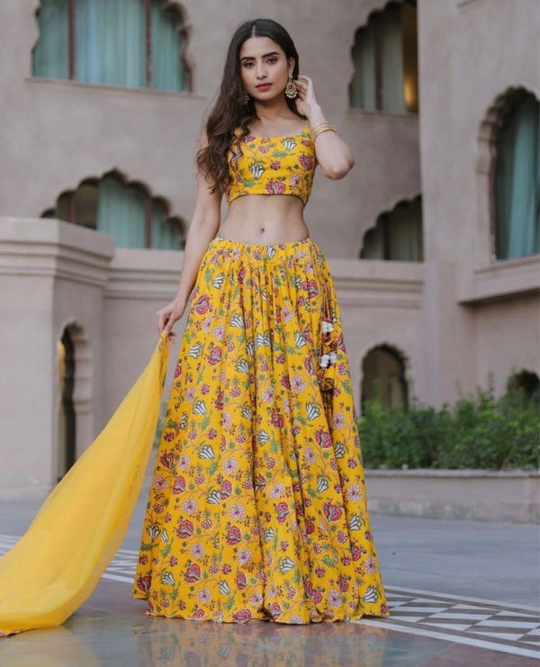 10+ Trendy Lehengas That Are Perfect For The Summer Brides! | Weddingplz