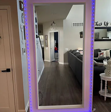 LIGHT UP FRAME.webp__PID:72db550f-3811-4476-920e-853eacb3d1fc