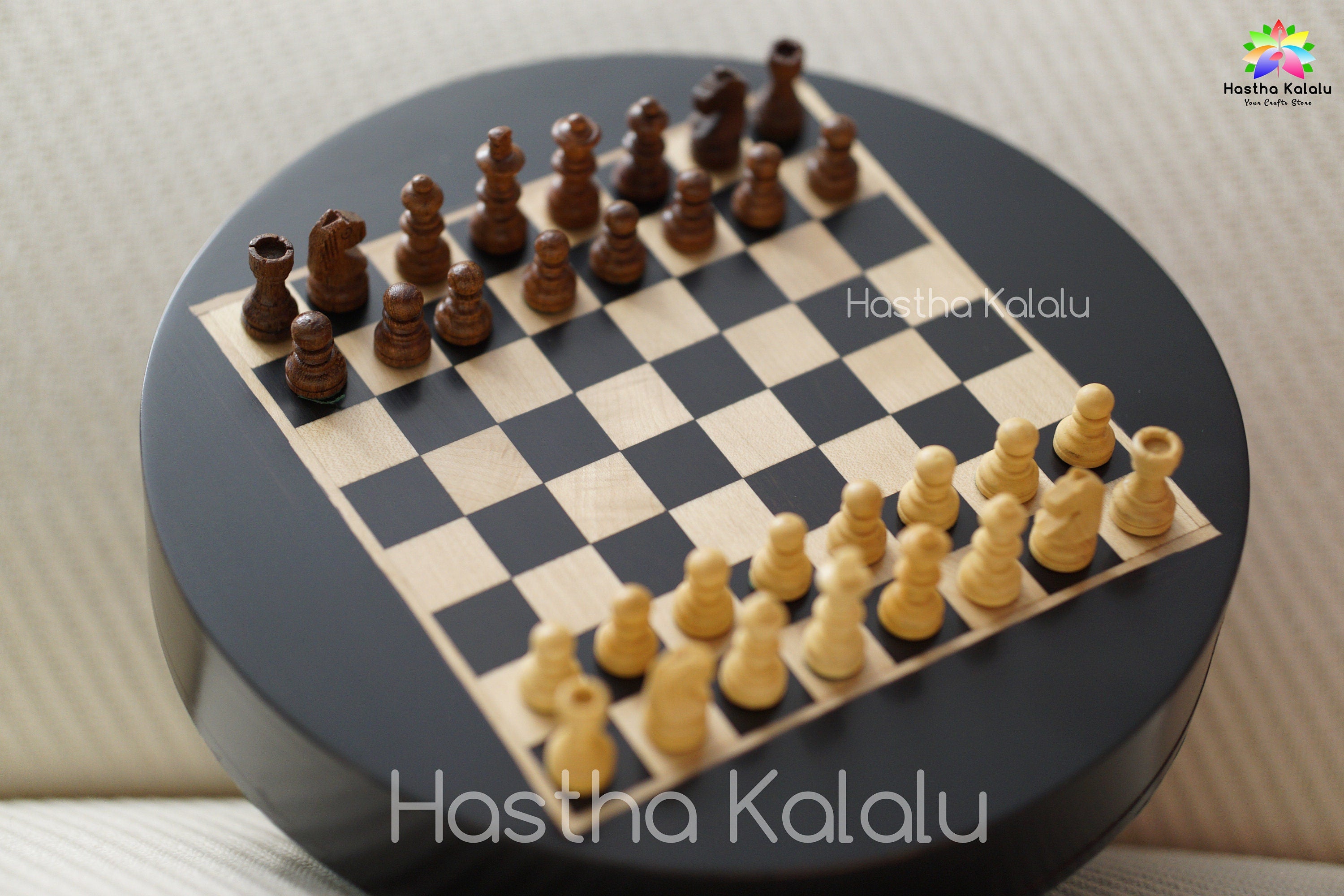 Magnetic Flat Chess Board with Sheesham German Knight Chess Pieces and –  Chess'n'Boards