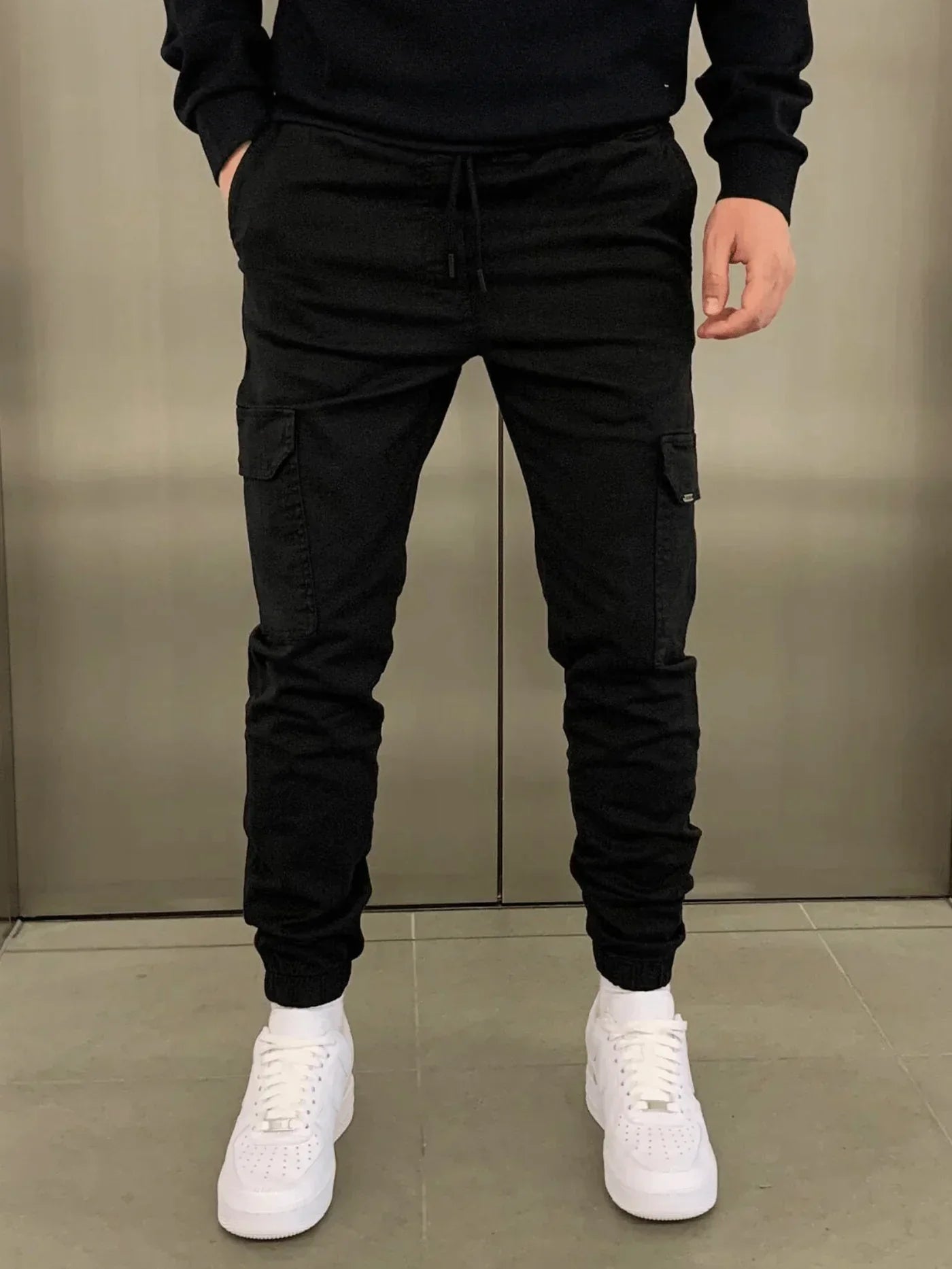 Comfortable Loose Fit  Cargo Pants for Women with Practical Pockets and Elastic Waistband