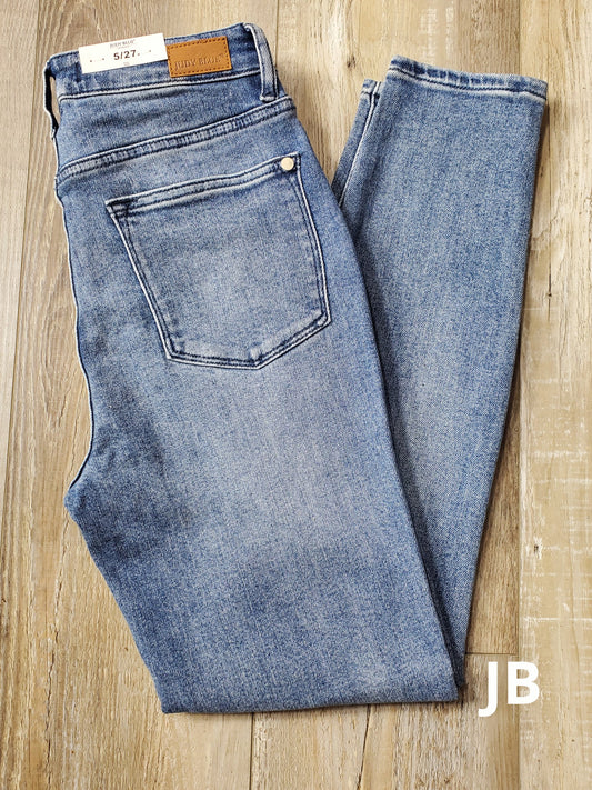 Judy Blue mid-rise classic non-distressed bootcut jeans