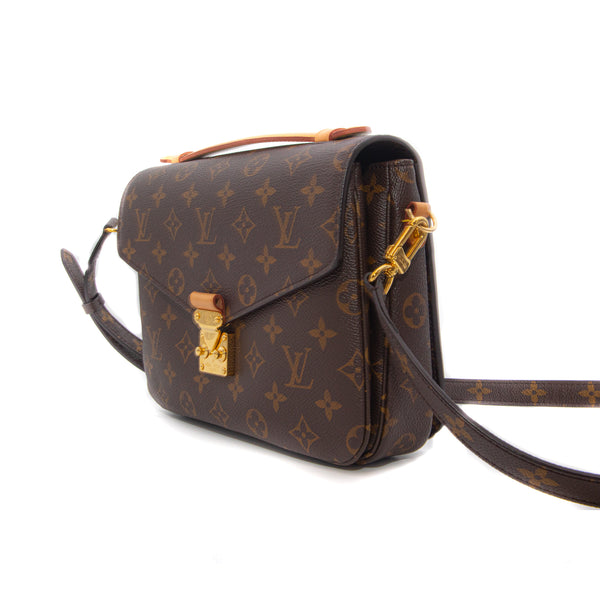 LOUIS VUITTON DAUPHINE IN EPI RED SP0968 – Chuchay Supermarket