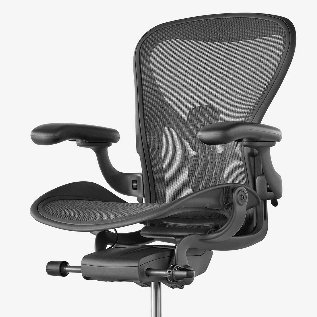 Aeron Chair Remastered Graphite.LG 71228822 9962 442c Ada6 74ea95d9375c ?v=1552977615