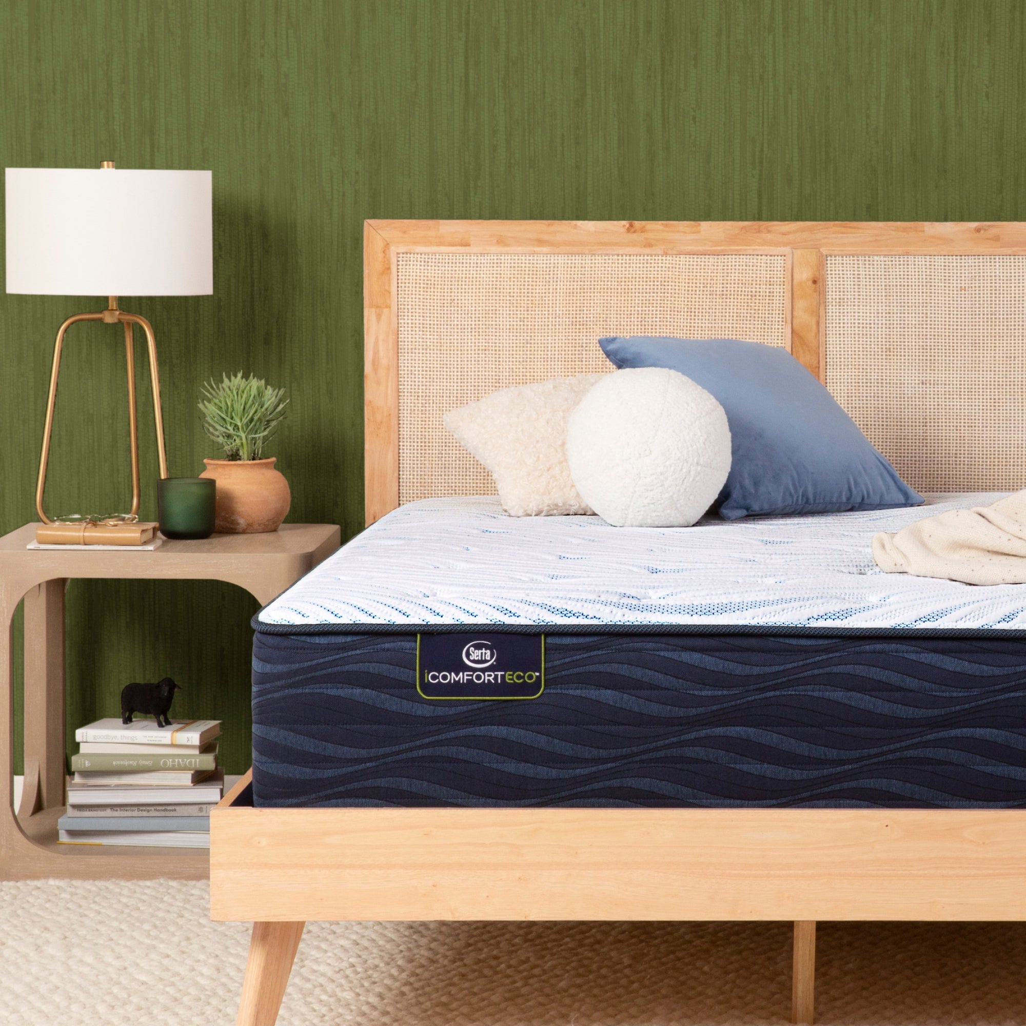 Picture of Serta iComfortECO Enhanced Quilted Hybrid Plush Mattress