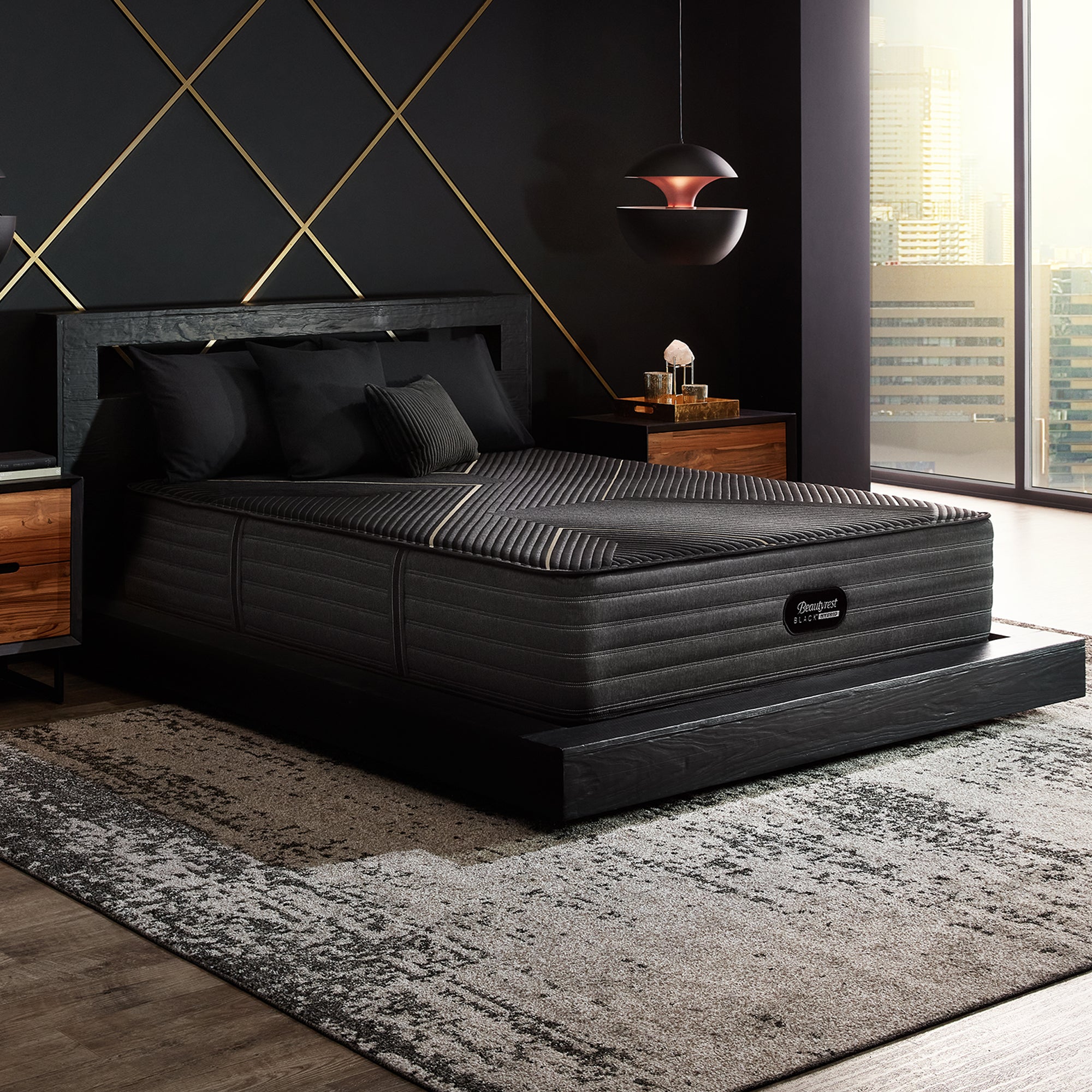 Picture of Beautyrest Black Hybrid KX-Class Plush Mattress