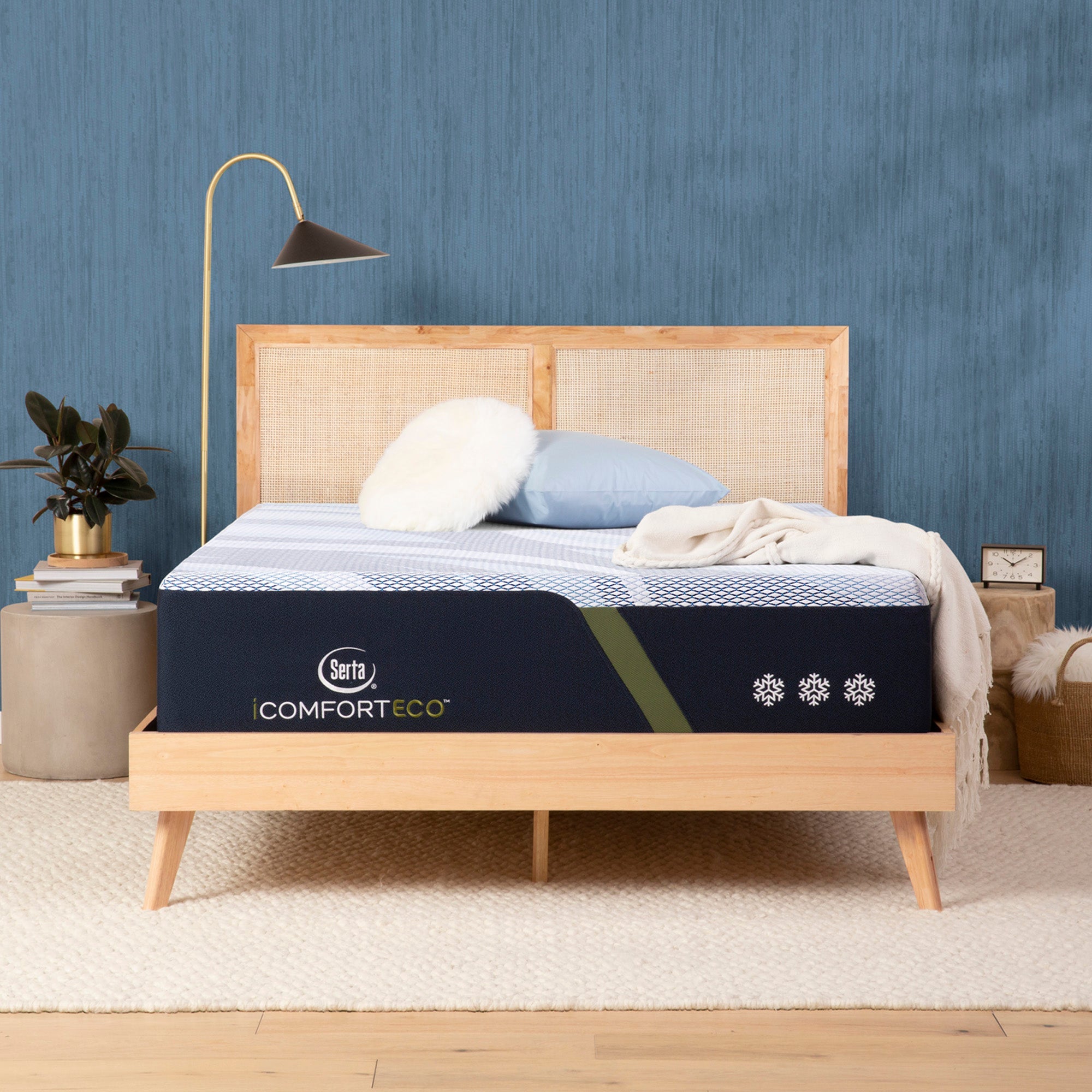 Picture of Serta iComfortECO Enhanced Foam Plush Mattress