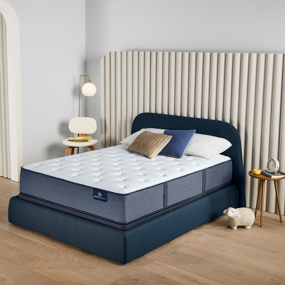 Picture of Floor Model In Store Only - Serta Perfect Sleeper Aruba Plush Mattress