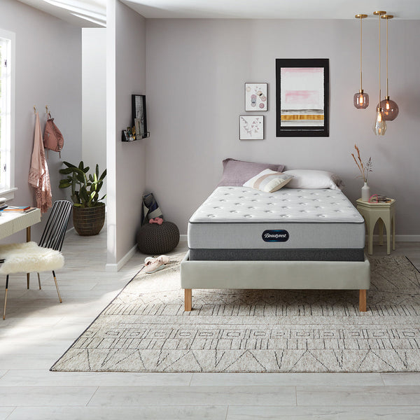 Beautyrest BR800 Medium Mattress In Bedroom