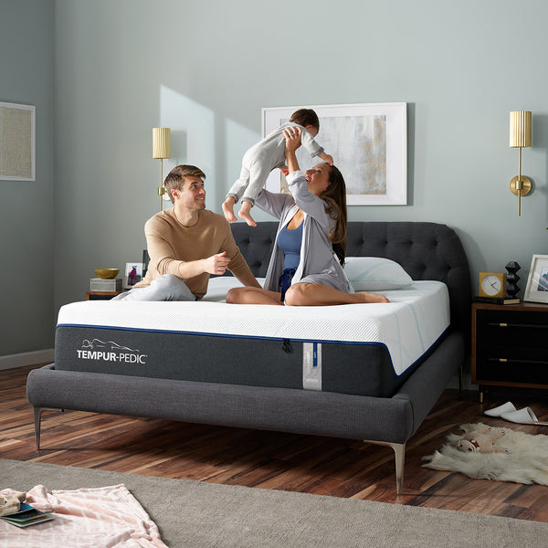 Tempur-Pedic TEMPUR-LuxeAdapt® Soft Mattress-Lifestyle