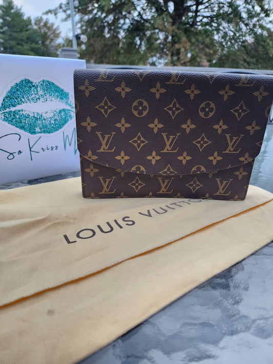 Brun Louis Vuitton väska