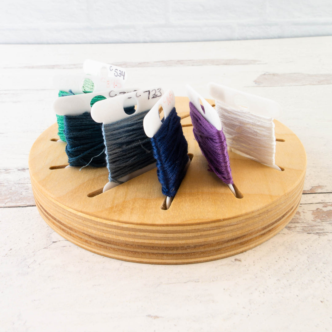 Embroidery Floss Bobbins,10 cute wood bobbins-dogs