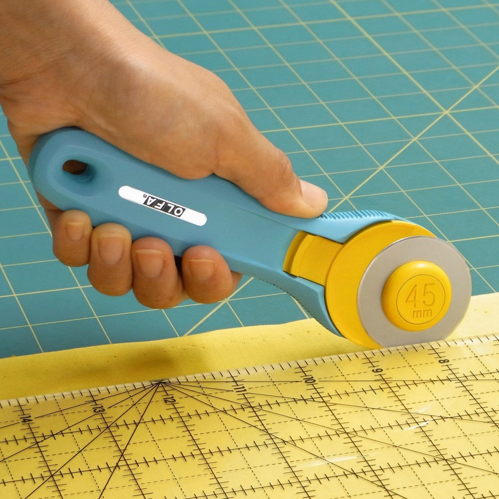 Olfa Rotary Cutter 45 mm Ergonomic Pacific Blue