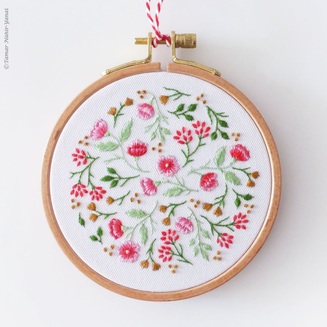 Seeds Of Kindness 0550 Creative Circle Embroidery Kit Flowers