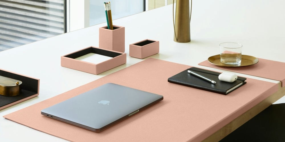 Pink Desk Set Minerva