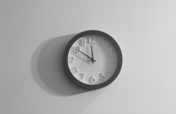 cheap wall clock in Pakistan