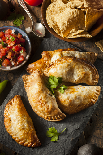 Mini Spicy Plantain & Goat Meat Pies - DÙNDÚ