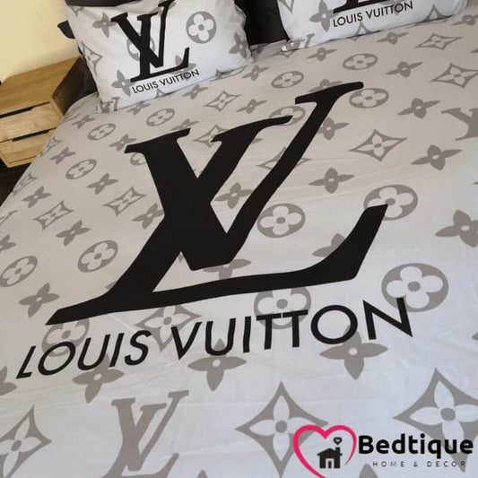 NEW Louis Vuitton Limited Edition Gray Bedding Set