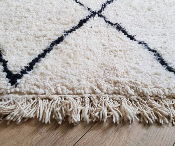 Frange d'un tapis berbère en laine