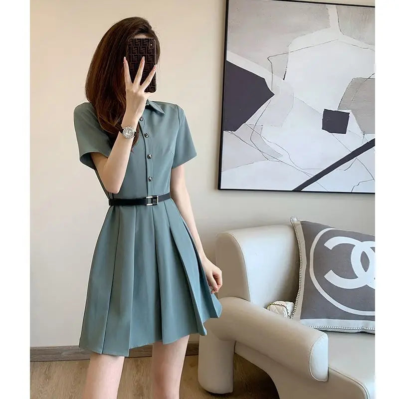 Elegant Black Polo Collar Dress with Pleats for Summer - Image 5