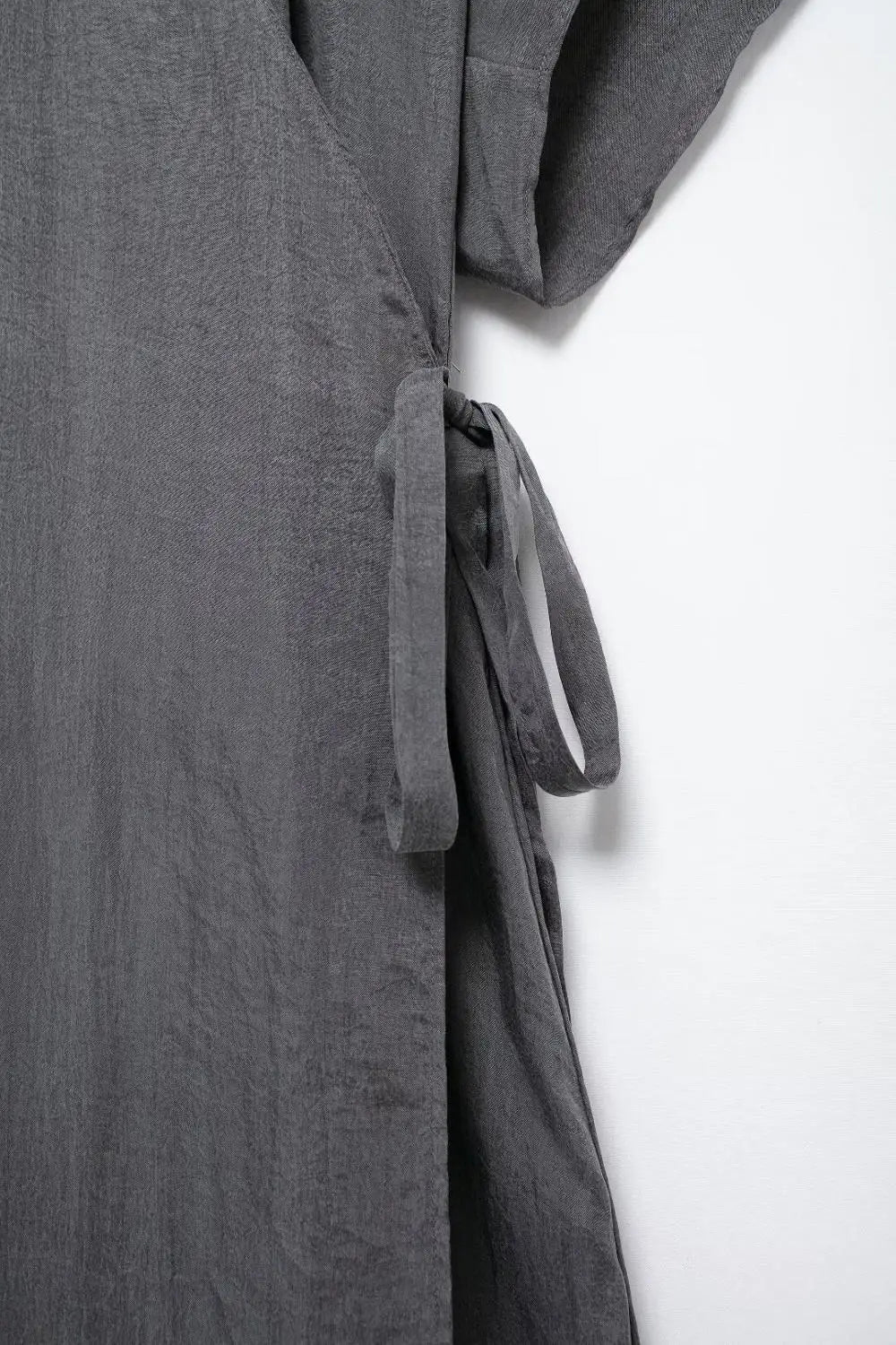 Asymmetric Flared Sleeve V-Neck Party Dress - Image 7
