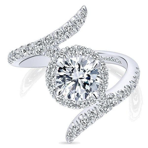 How to Include Pets in Your Proposal - Beautiful Diamond Engagement Ring