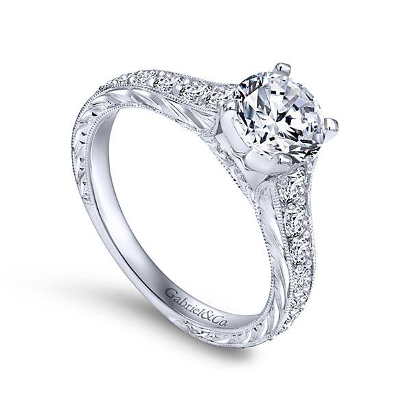 Engraved engagement ring design