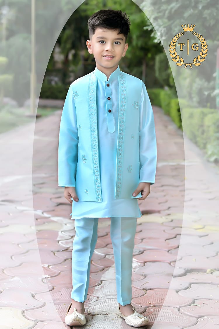 PLANT THREAD TWO-TONE KURTA AND KOTI SET – Kunal Rawal