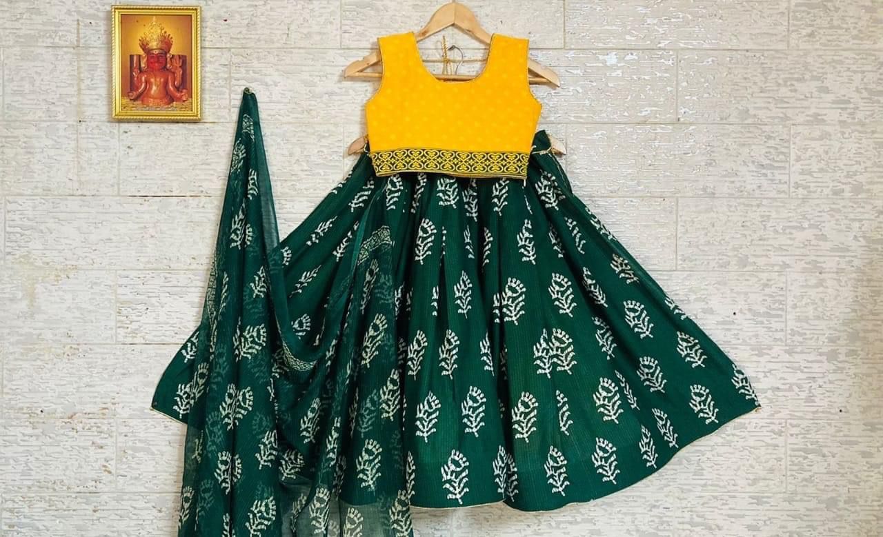 Buy Kalamkari Design Kids Lehenga Choli for Girls, Kids Wedding Dress, Baby  Girls Lehenga Ready to Wear Full Stitched 1 to 15 Years Size Online in  India - Etsy