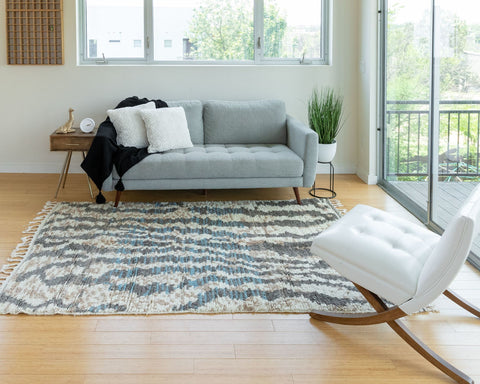 Matching Rugs with Your Hardwood Floors