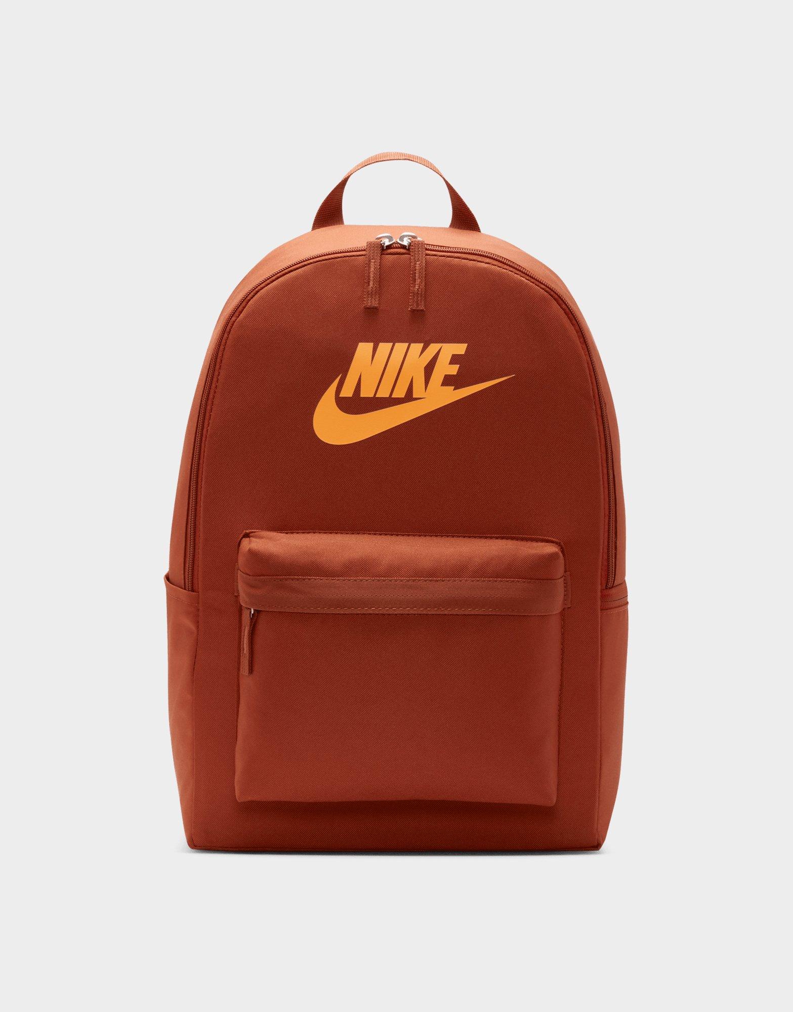 Nike Sports Wear Heritage (DD5674-010) – melzoo