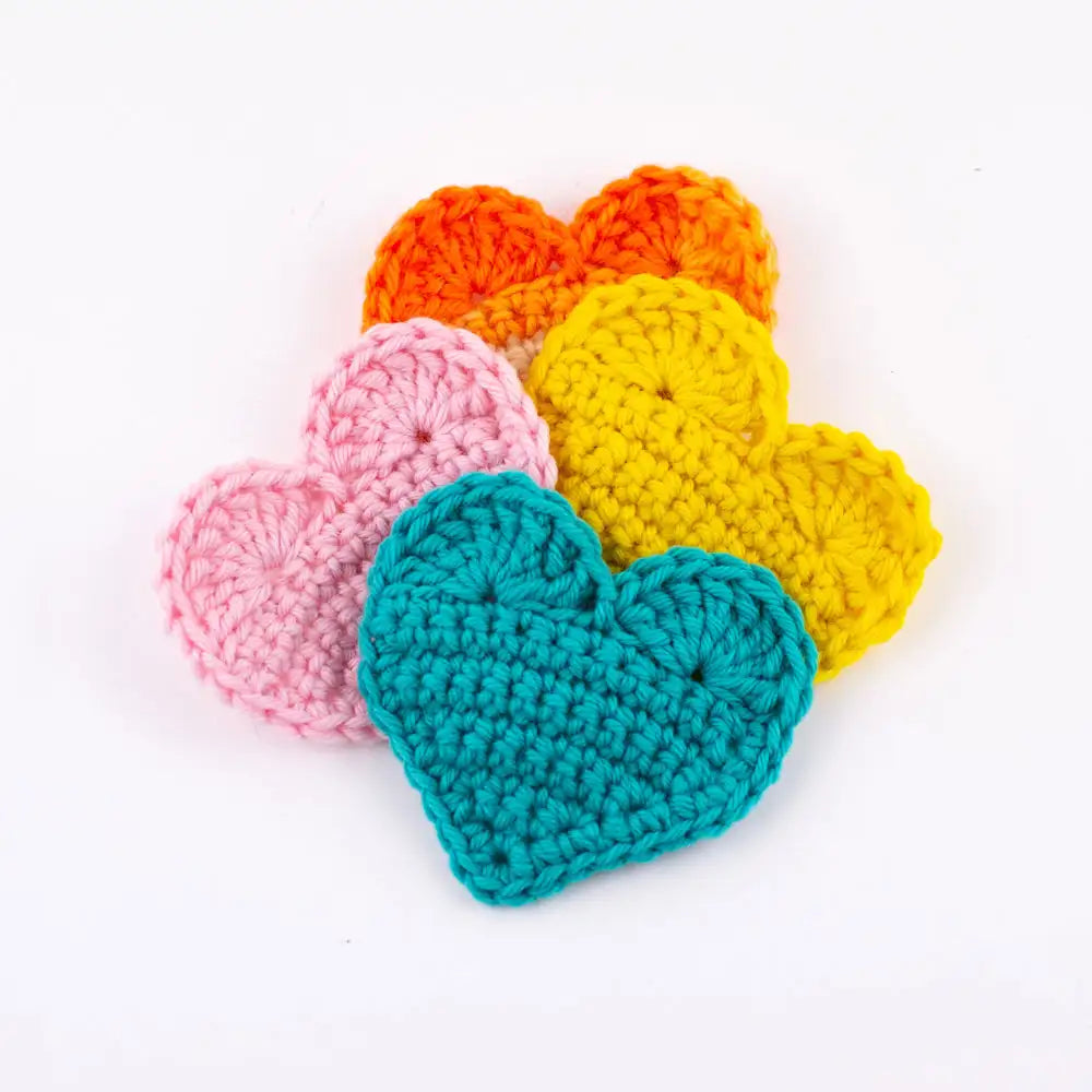 crochet-2D-heart-free-pattern