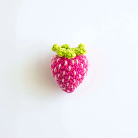 crochet amigurumi strawberry pattern