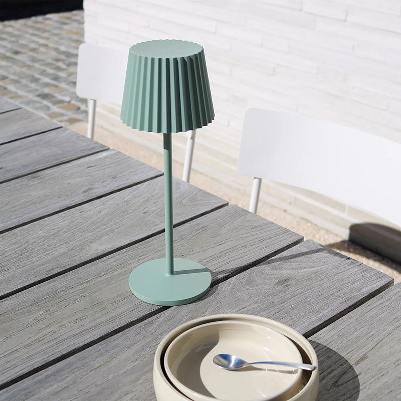 Lucide Plissé Outdoor table lamp with nostalgic Plissé Lampshade