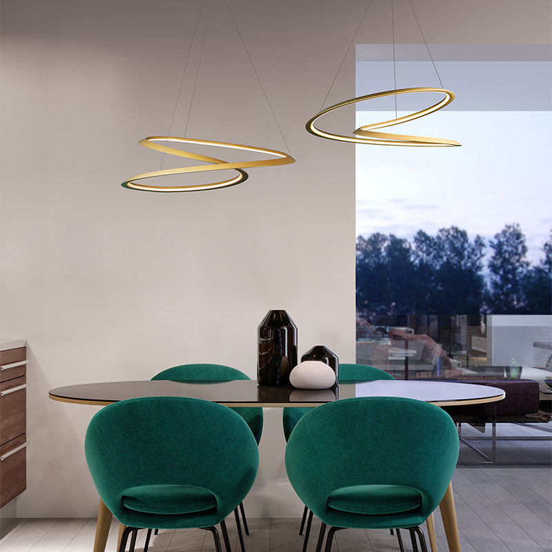 Nemo Kepler Petite suspesnion Ideal lighting above dining table