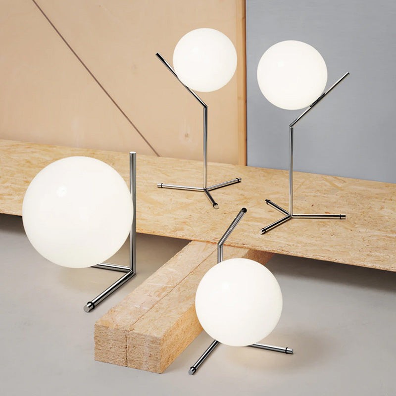 Flos IC Lights Table 3 ways to balance the light