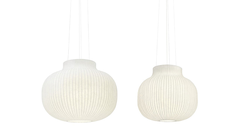 Muuto Strand Closed hanglamp, verkrijgbaaar in 2 maten, opgehangen met drie draden