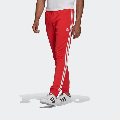 Adidas Classics SST Track Pants - Vivid Red - Hole dir jetzt deine STAB Sporthose von Adidas eine der angesagtesten Streetwear Brands! 