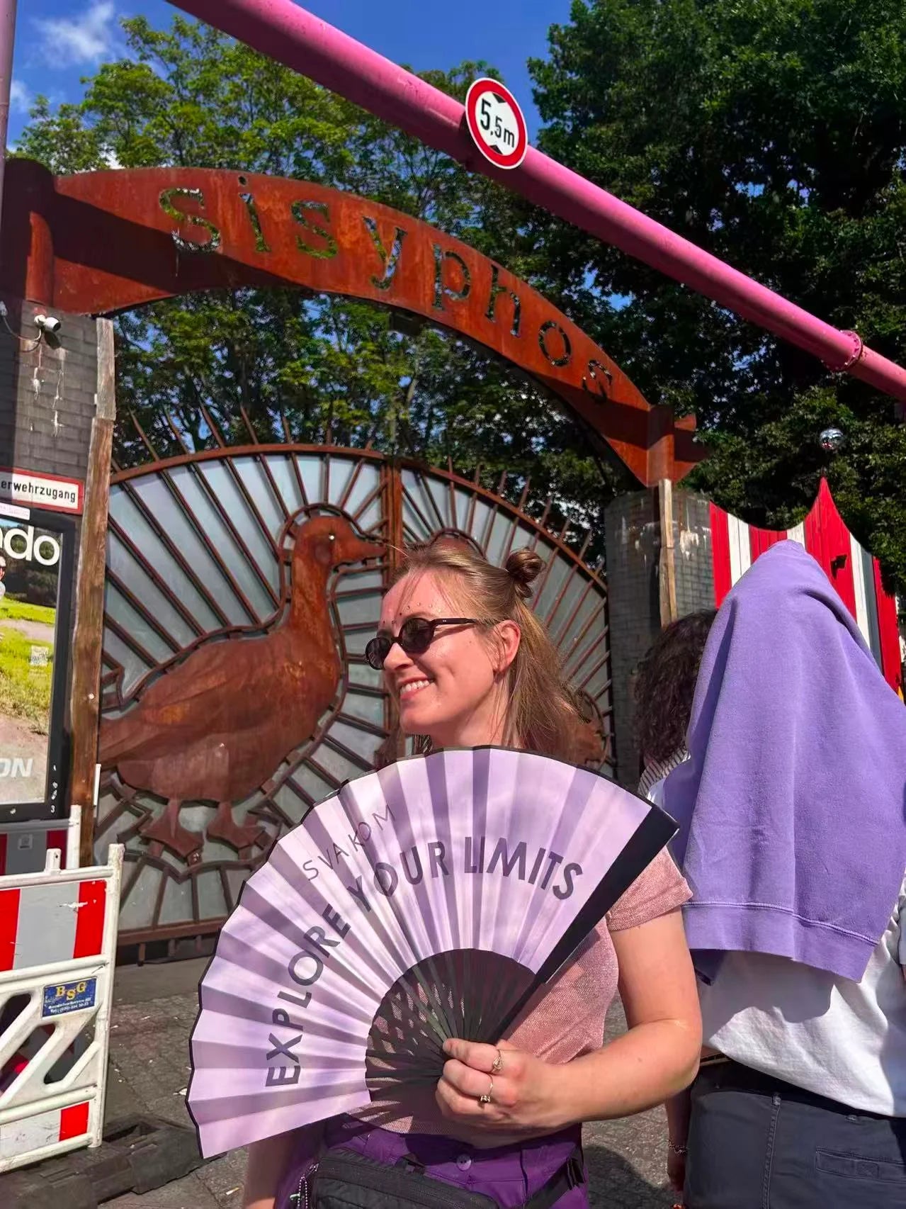 barbora_x_svakom.webp__PID:e00852aa-3034-4658-91c4-938bb06c6569