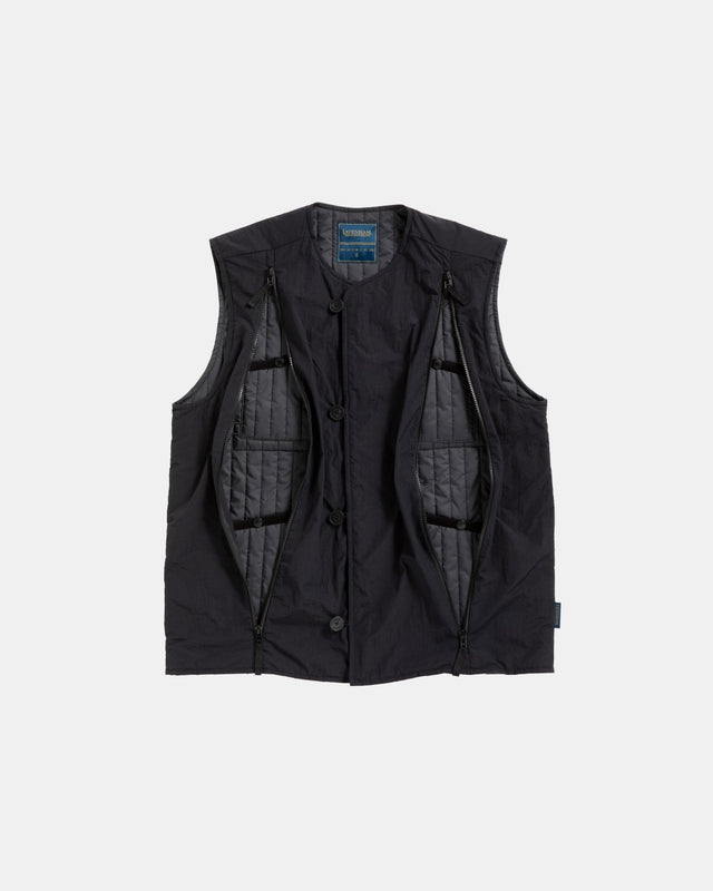 Picture of Kosuke Tsumura Layered Reversible Gilet