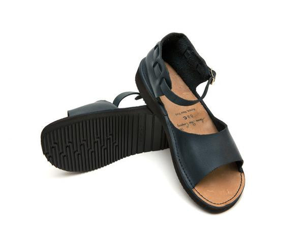 Aurora Shoe Co. - Women's New Mexican (Navy) – Emporium of the