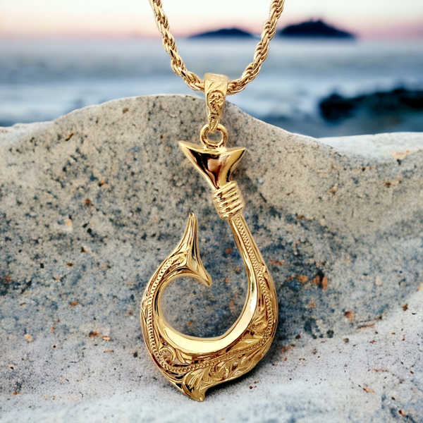 Silver Hawaiian Scroll Hook Pendant (43mm) – Genova Hawaiian Jewelry &  Pearls