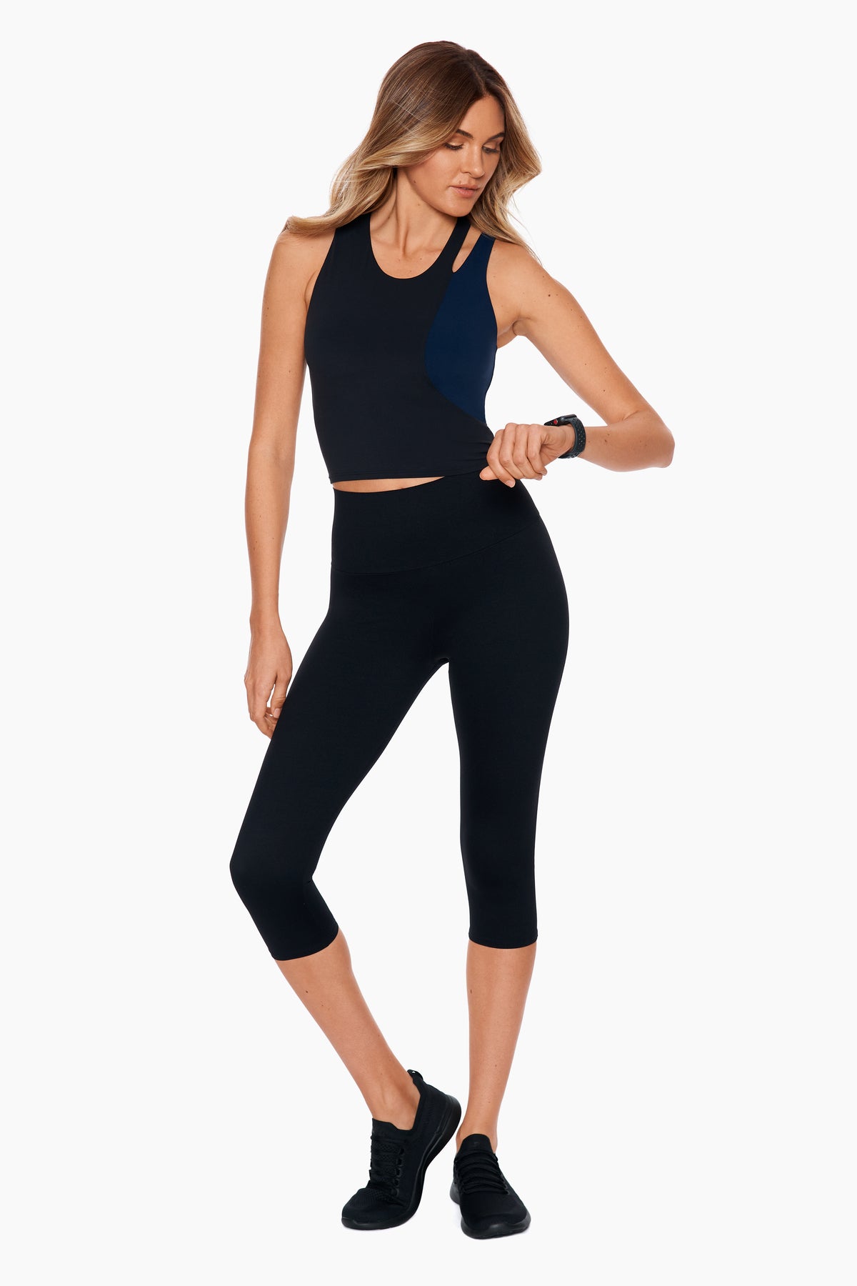 Miraclesuit Women's Cire Moderate Tummy Control Athleisure Leggings