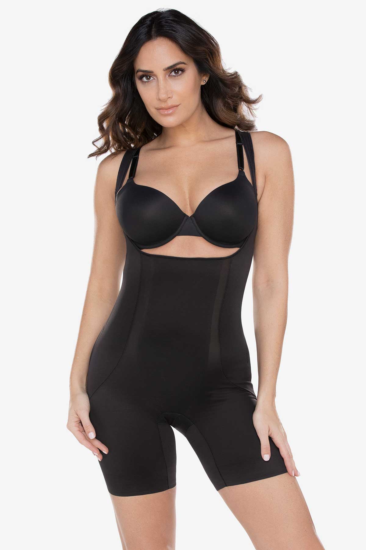 Flexees Smooth Shaping Silhouette (38B, BLK) at  Women's