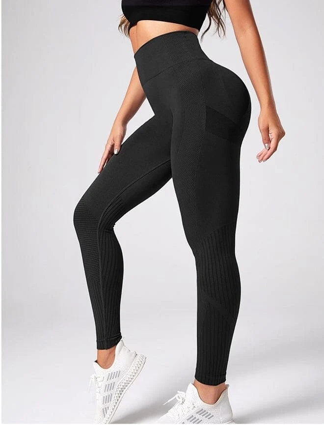 legging-fitness-galbant-push-up-sans-couture-ultime-legging-s-noir-835981_1800x1800.webp__PID:da2437f8-9f77-44e7-bb34-2c7c1148197a