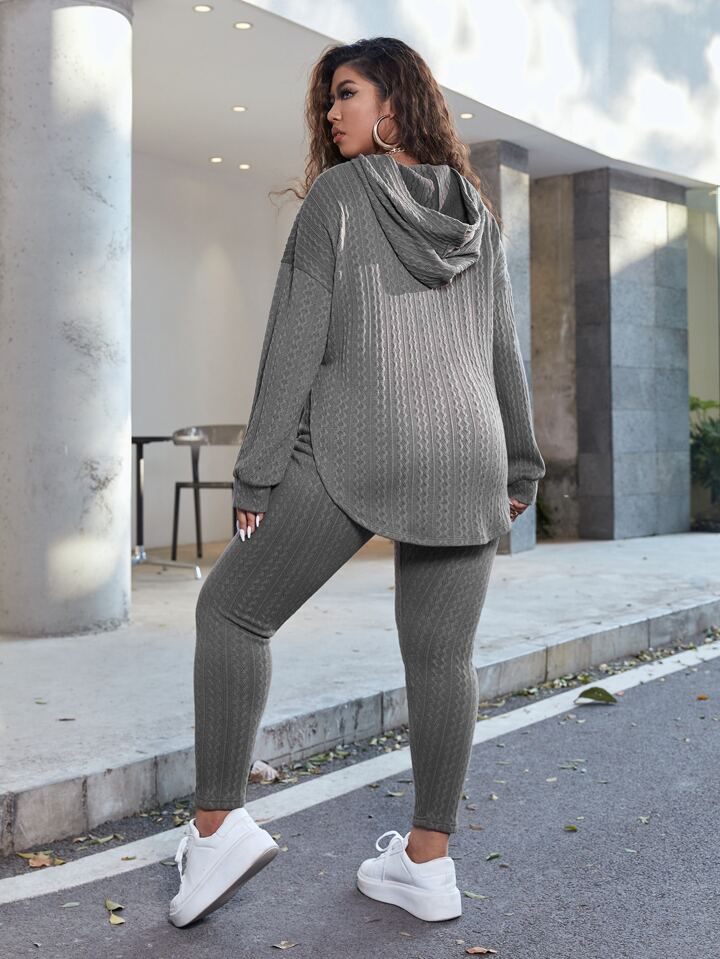 L'Ensemble de Legging et Sweat à Capuche Coordonné